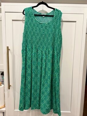 Croft & Barrow 2X Green Geometric Smocked Maxi Dress